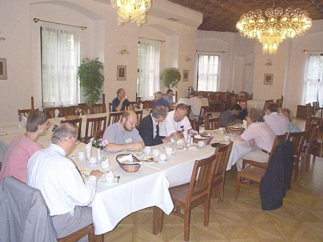 DCP01768.JPG, 45887 bytes, 02.09.00